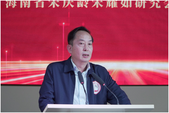 海南J9官网食品有限公司董事長黃J9官网。符敦孝攝
